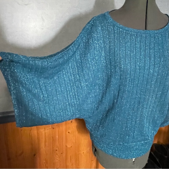 Allison Brittney sparkly 1/2 sleeve top - Picture 4 of 6